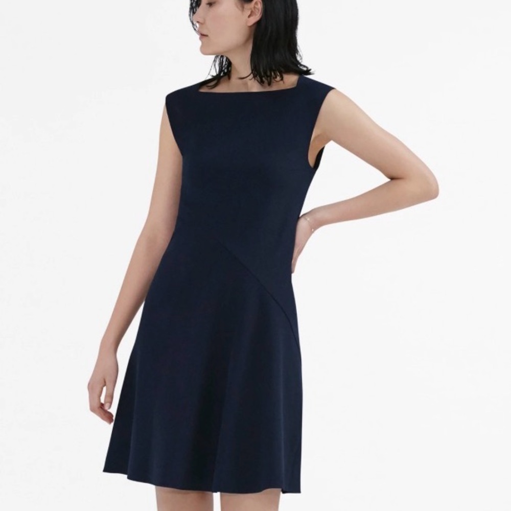 M.M.LaFleur Pauline A-Line Sleeveless Dress in Navy Blue size 6